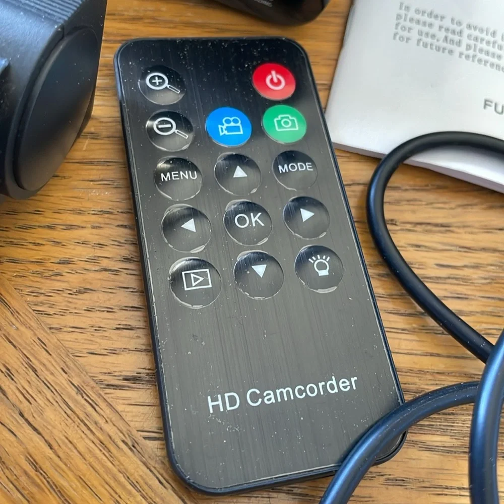 Digital Video Camera Camcorder Full HD 1080p, SD HC, TFT LCD